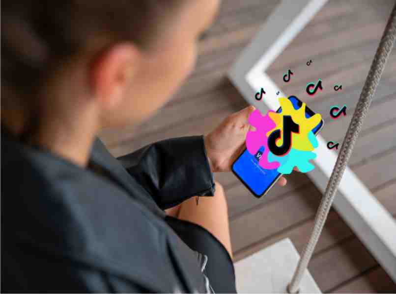 usuario escucha audio tiktok