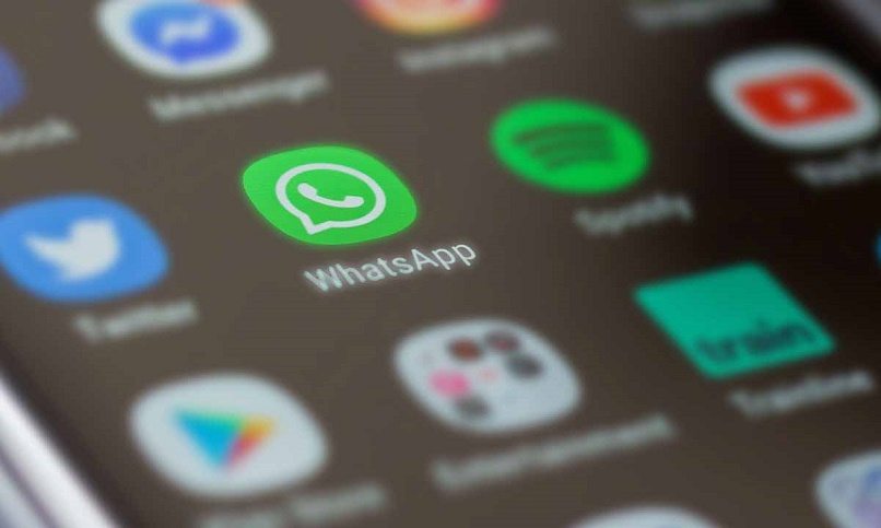 WhatsApp-App im Menü