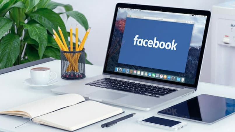 facebook logo poner estrellas