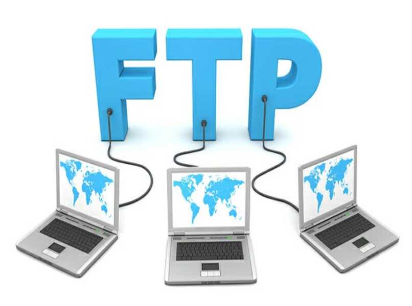 mehrere Laptops, die mit FTP-Servern verbunden sind
