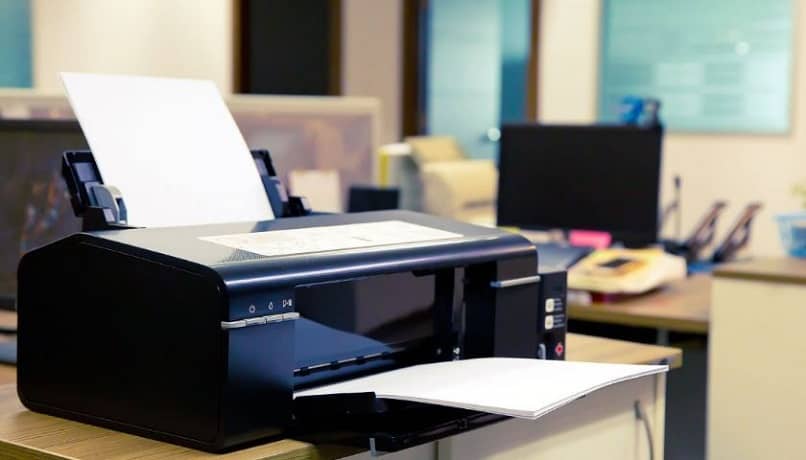 impresora en un oficina