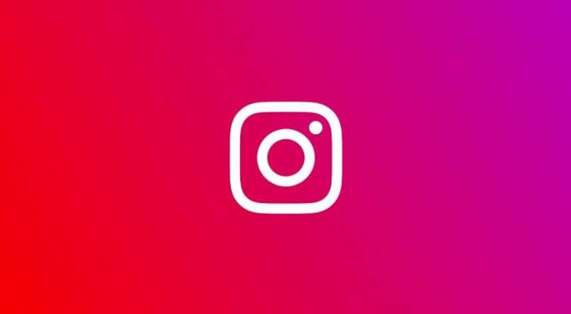delete instagram story within 24 hours of being published