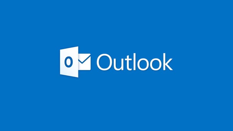 reenviar correos en Outlook