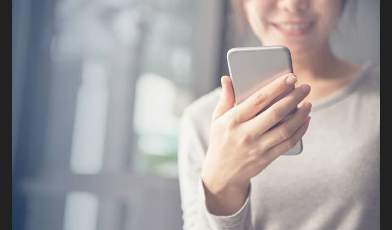 colocar vidrio templado en movil