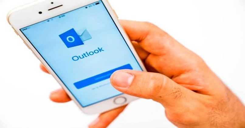open Outlook mobile messages in Spanish