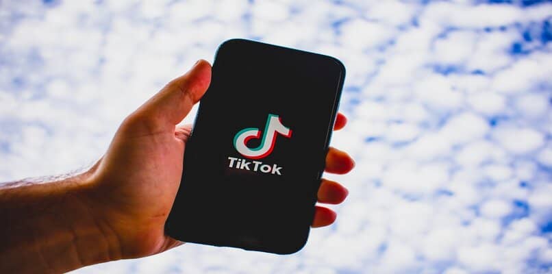 Halten der mobilen Tiktok-App